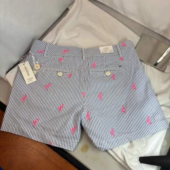 Crown & Ivy Women's Size 2P Caroline White/Blue Stripe w/ Flamingos Shorts NWT - Picture 3 of 7